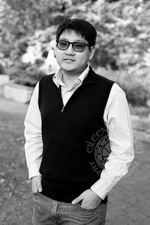 2V0A1478- B&W
