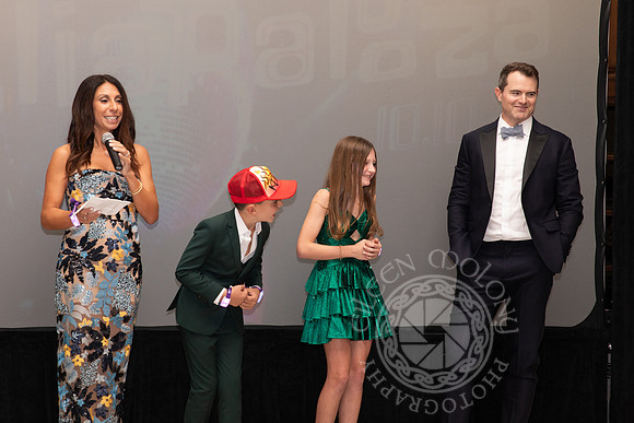 3V0A2941